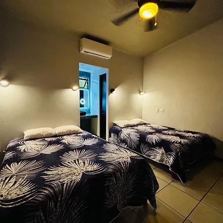 Arenal Backpackers Resort-2